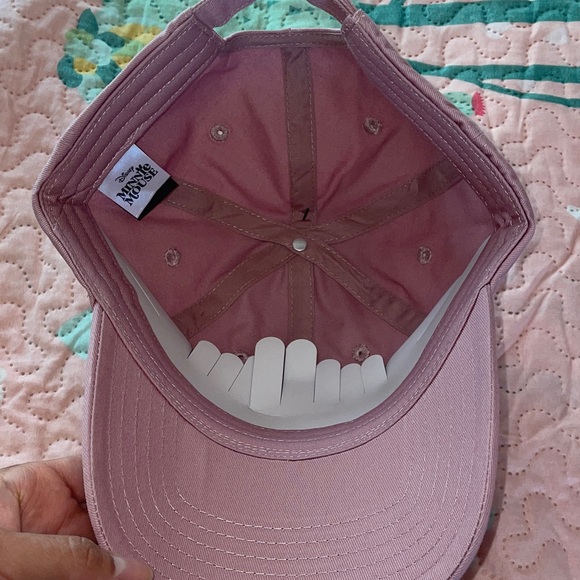 Charming Pink Disney Minnie Mouse Women's Cap - Picture 3 of 4